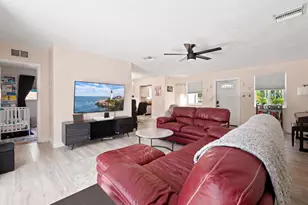 250 NE 57th St, Oakland Park, FL 33334 - Photo 4