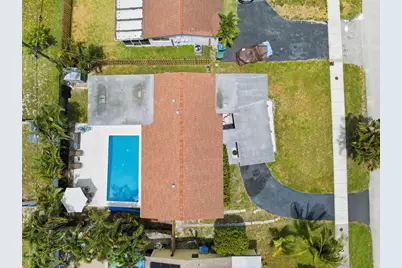 250 NE 57th Street, Oakland Park, FL 33334 - Photo 22