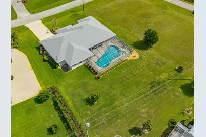 165 SW Hawthorne Circle, Port Saint Lucie, FL 34953 - Photo 26