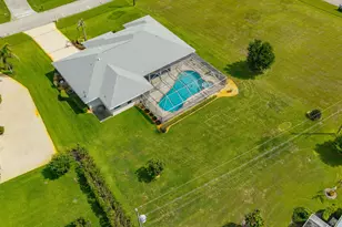 165 SW Hawthorne Cir, Port Saint Lucie, FL 34953 - Photo 26