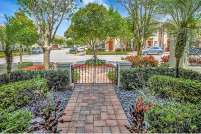 8316 NW 9th Avenue, Boca Raton, FL 33487 - Photo 2