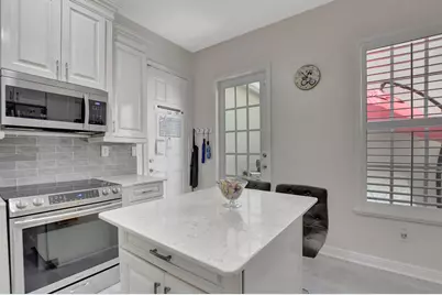 8316 NW 9th Avenue, Boca Raton, FL 33487 - Photo 14