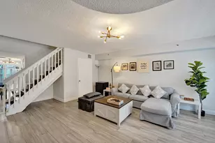 173 Riviera Cir, Weston, FL 33326 - Photo 2