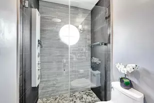 173 Riviera Cir, Weston, FL 33326 - Photo 26