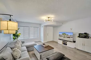 173 Riviera Cir, Weston, FL 33326 - Photo 16