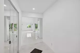 6105 Via Laguna Ln, Boca Raton, FL 33433 - Photo 8