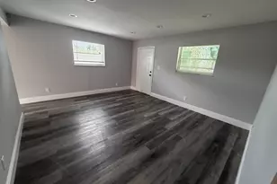 320 SW 1st St, Pompano Beach, FL 33060 - Photo 14