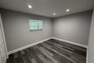 320 SW 1st St, Pompano Beach, FL 33060 - Photo 8