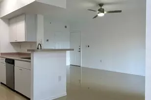 11600 SW 2nd St, Pembroke Pines, FL 33025 - Photo 14