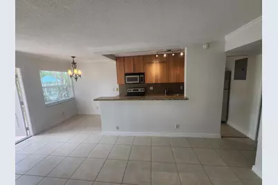 1125 NE 16th Place #105, Fort Lauderdale, FL 33305 - Photo 1