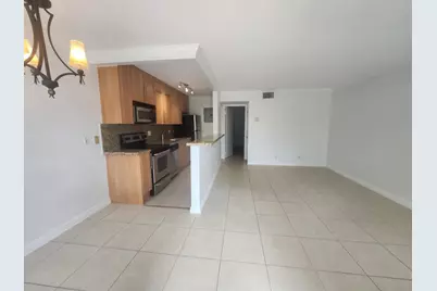 1125 NE 16th Place #105, Fort Lauderdale, FL 33305 - Photo 14