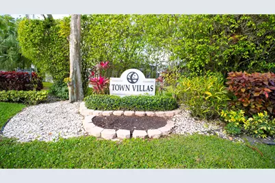 9110 Fairbanks Lane #4, Boca Raton, FL 33496 - Photo 2