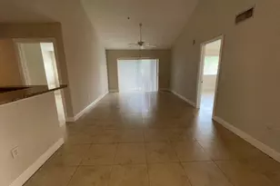7832 Sonoma Springs Cir, Lake Worth, FL 33463 - Photo 4
