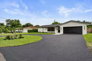 5561 NE 26th Ave, Fort Lauderdale, FL 33308 - Photo 1