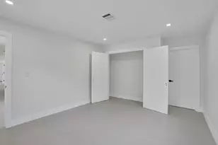 5561 NE 26th Ave, Fort Lauderdale, FL 33308 - Photo 6