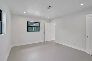 5561 NE 26th Ave, Fort Lauderdale, FL 33308 - Photo 20