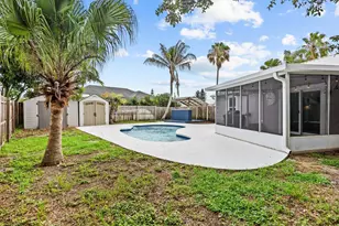 697 SW Jeanne Ave, Port Saint Lucie, FL 34953 - Photo 28