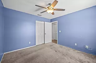 697 SW Jeanne Ave, Port Saint Lucie, FL 34953 - Photo 20