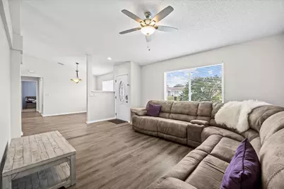 697 SW Jeanne Avenue, Port Saint Lucie, FL 34953 - Photo 4