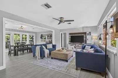 338 Hunter Street, West Palm Beach, FL 33405 - Photo 2