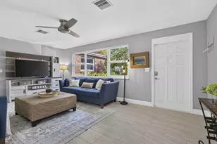 338 Hunter St, West Palm Beach, FL 33405 - Photo 4