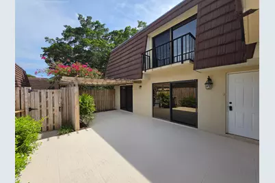 708 7th Lane, Palm Beach Gardens, FL 33418 - Photo 6