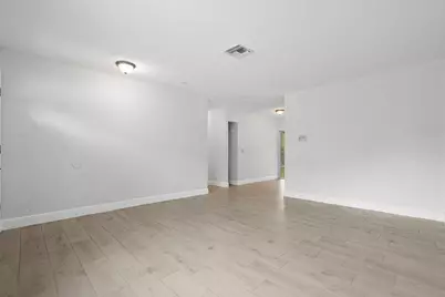 6505 Deleon Avenue, Fort Pierce, FL 34951 - Photo 4