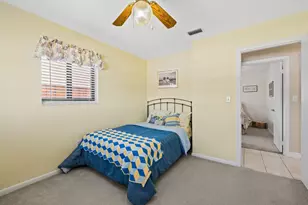1720 NW 105th Ave, Pembroke Pines, FL 33026 - Photo 16