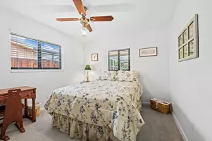 1720 NW 105th Ave, Pembroke Pines, FL 33026 - Photo 18
