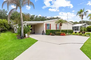 2824 Hook Ct, Port Saint Lucie, FL 34952 - Photo 2