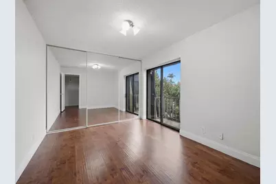 105 Woodland Road, Palm Springs, FL 33461 - Photo 24