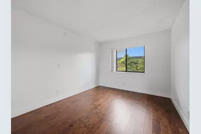 105 Woodland Road, Palm Springs, FL 33461 - Photo 28