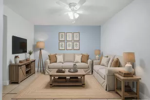 105 Woodland Rd, Palm Springs, FL 33461 - Photo 8
