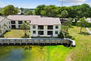 2600 Greenwood Terrace, Boca Raton, FL 33431 - Photo 32