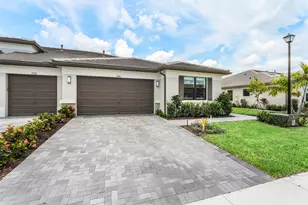 13584 SW Starkissed Ln, Port Saint Lucie, FL 34987 - Photo 2
