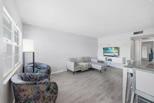 1048 Lincoln C, Boca Raton, FL 33434 - Photo 6