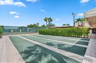 145 Lake Nancy Ln, West Palm Beach, FL 33411 - Photo 16