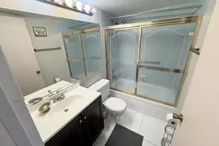 125 Dorset C, Boca Raton, FL 33434 - Photo 8