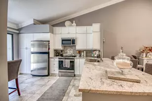 109 Landings Blvd, Greenacres, FL 33413 - Photo 4