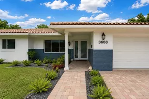 3608 NW 82nd Ave, Coral Springs, FL 33065 - Photo 2