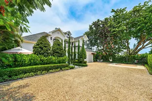 477 NE Spanish Ct, Boca Raton, FL 33432 - Photo 2