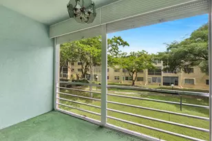 301 Cambridge Rd, Hollywood, FL 33024 - Photo 8