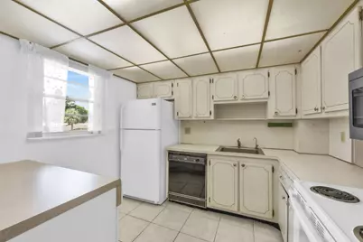 301 Cambridge Road #202, Hollywood, FL 33024 - Photo 10