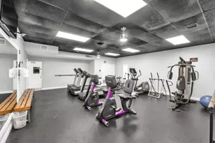 301 Cambridge Rd, Hollywood, FL 33024 - Photo 34