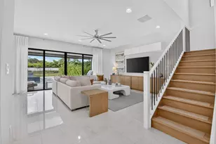 8270 Essex Country Clb Dr, Boca Raton, FL 33434 - Photo 22
