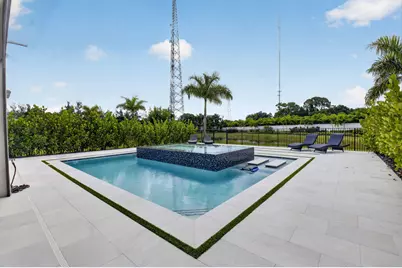 8270 Essex Country Club Drive, Boca Raton, FL 33434 - Photo 46