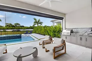 8270 Essex Country Clb Dr, Boca Raton, FL 33434 - Photo 38