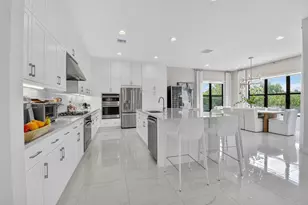 8270 Essex Country Clb Dr, Boca Raton, FL 33434 - Photo 16