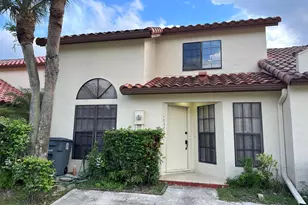 10300 Hidden Springs Ct, Boca Raton, FL 33498 - Photo 16
