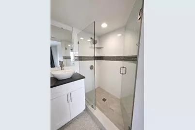 2106 S Cypress Bend Drive #510, Pompano Beach, FL 33069 - Photo 6